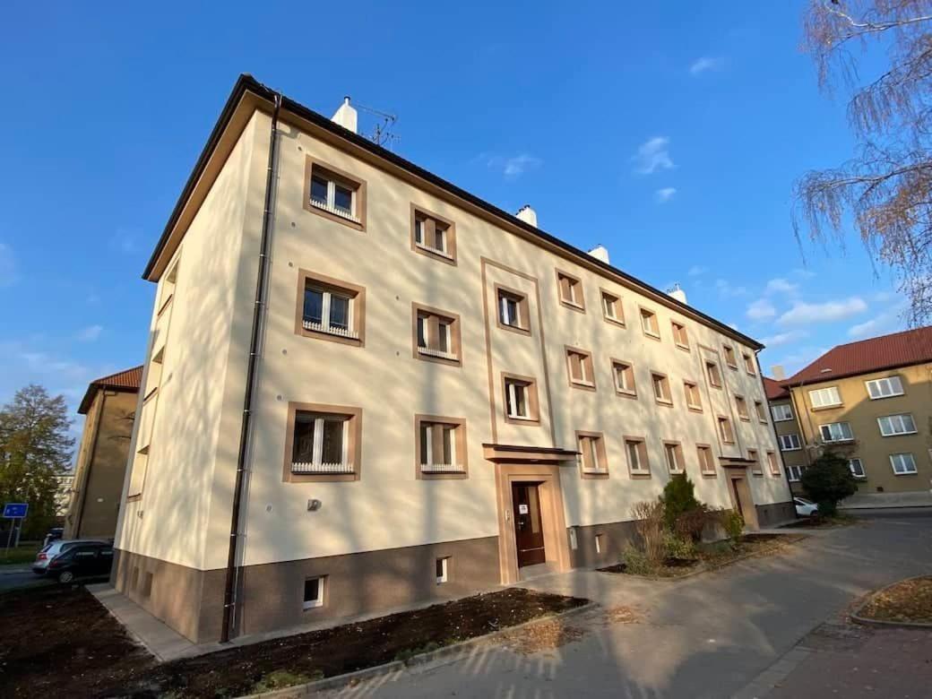 Apartman Visnovka Pardubice Exteriör bild