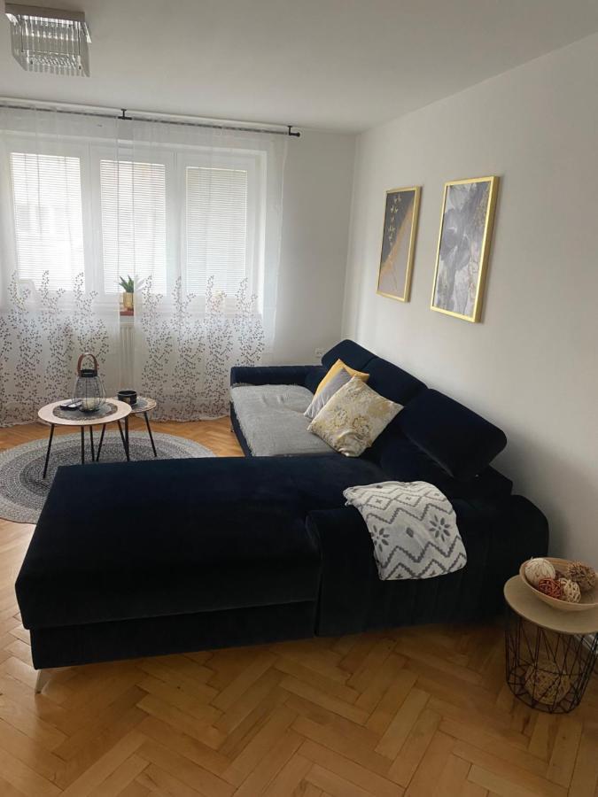 Apartman Visnovka Pardubice Exteriör bild